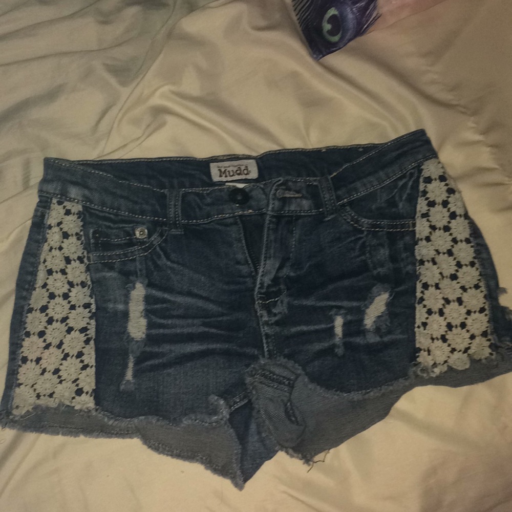 $5 in bundle - Mudd shorts